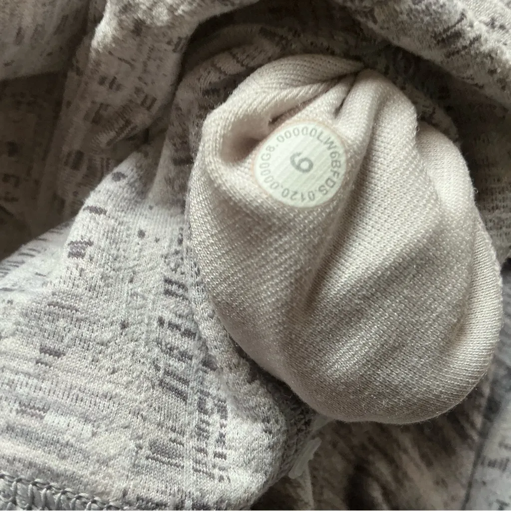 Lululemon wunder under high rise crop leggings Sz 6 jacquard moonphase silver - Image 10