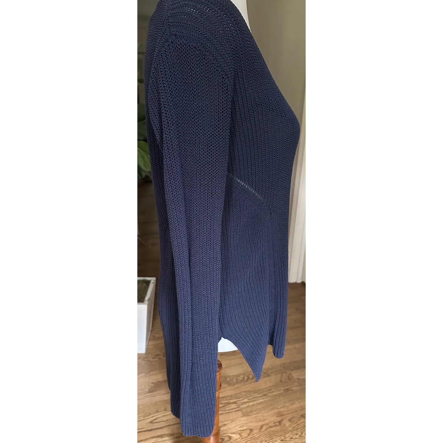 Athleta Womens Highline Sweater Navy Blue Cotton Nylon V Neck Split Hem Sz M - Image 4