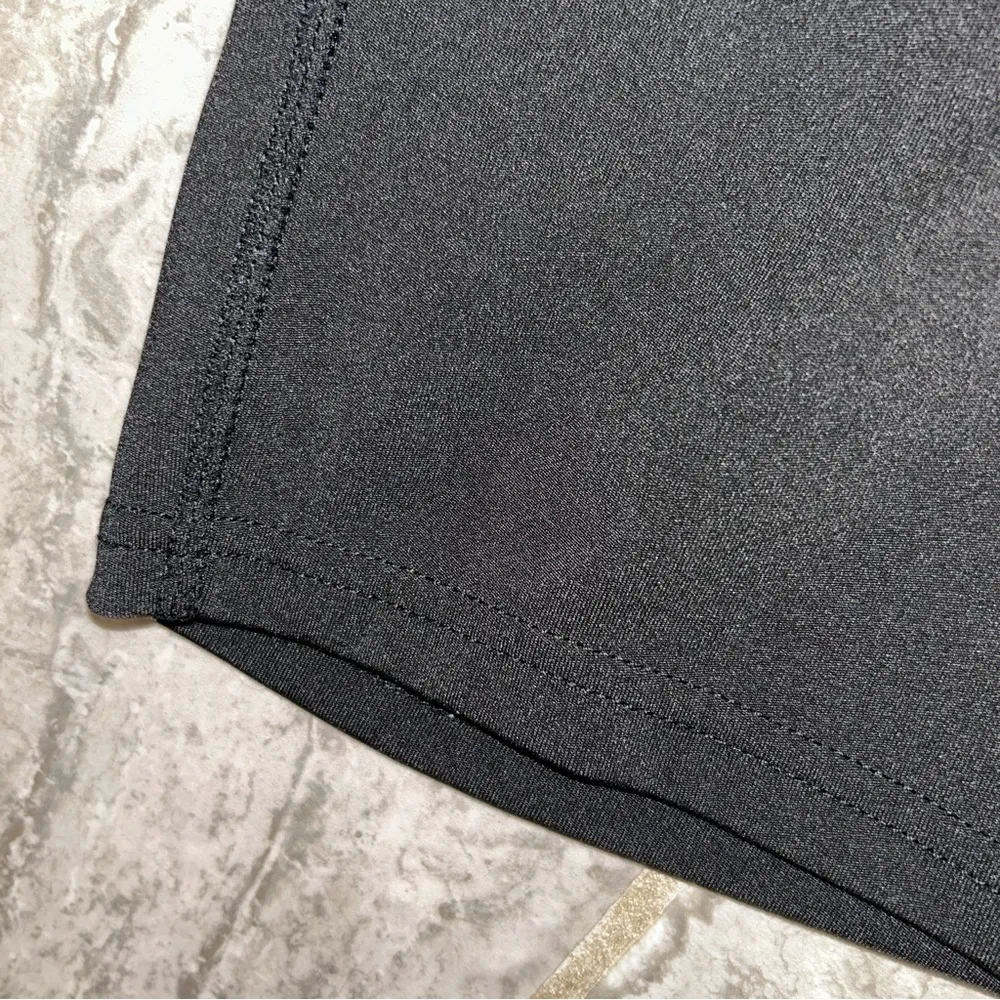 Daisy Fuentes Black Biker Shorts Medium - Image 4