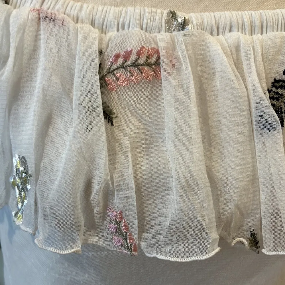 NWOT Divided White Off shoulder Embroidered Crop Top - Image 2