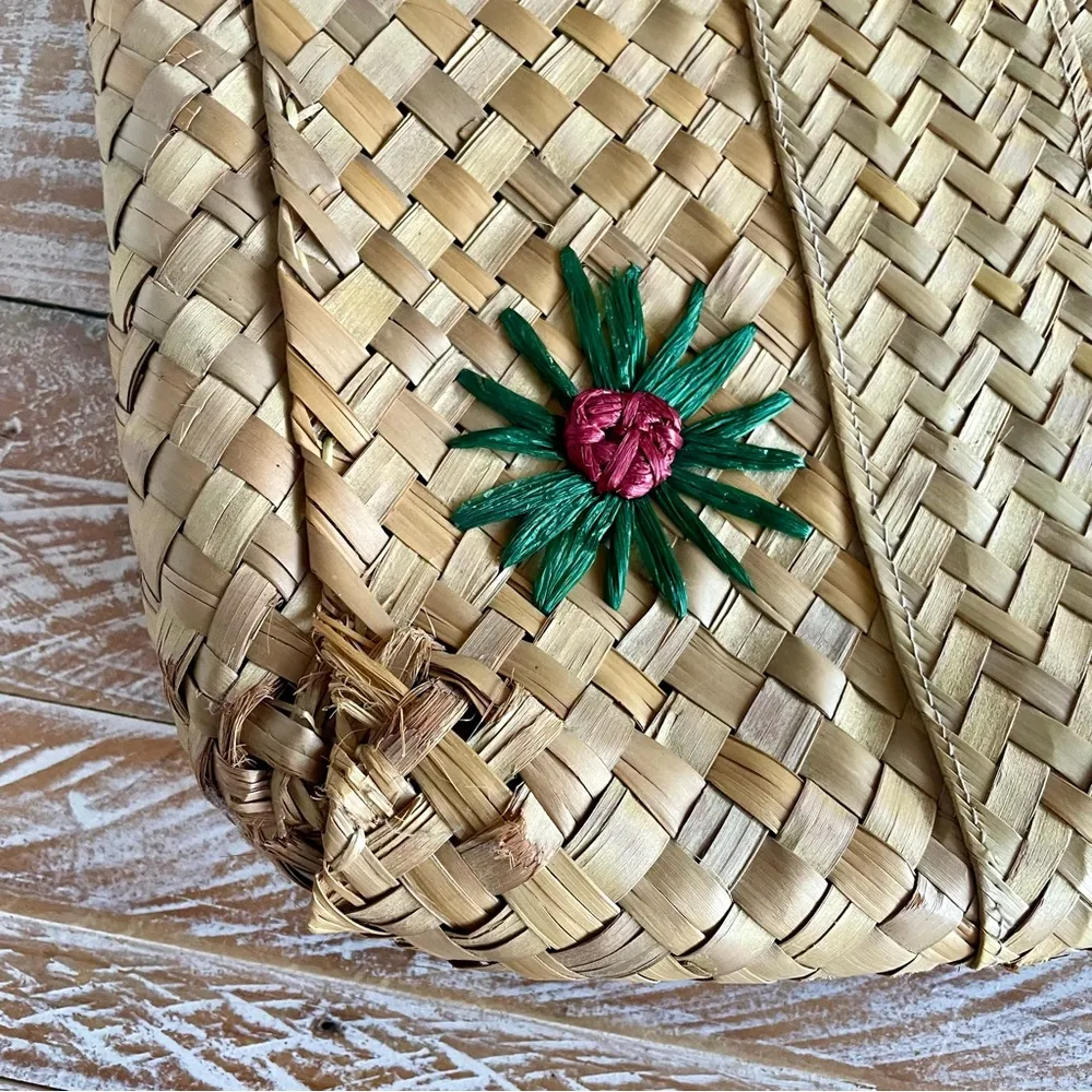 ☀️Vintage Rattan Woven Floral Beach Bag Handmade☀️ Tan - Image 5