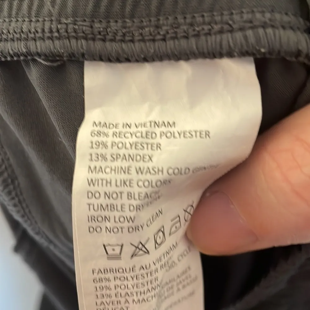 Prana Gray Nylon Crop Pant Small - Image 6