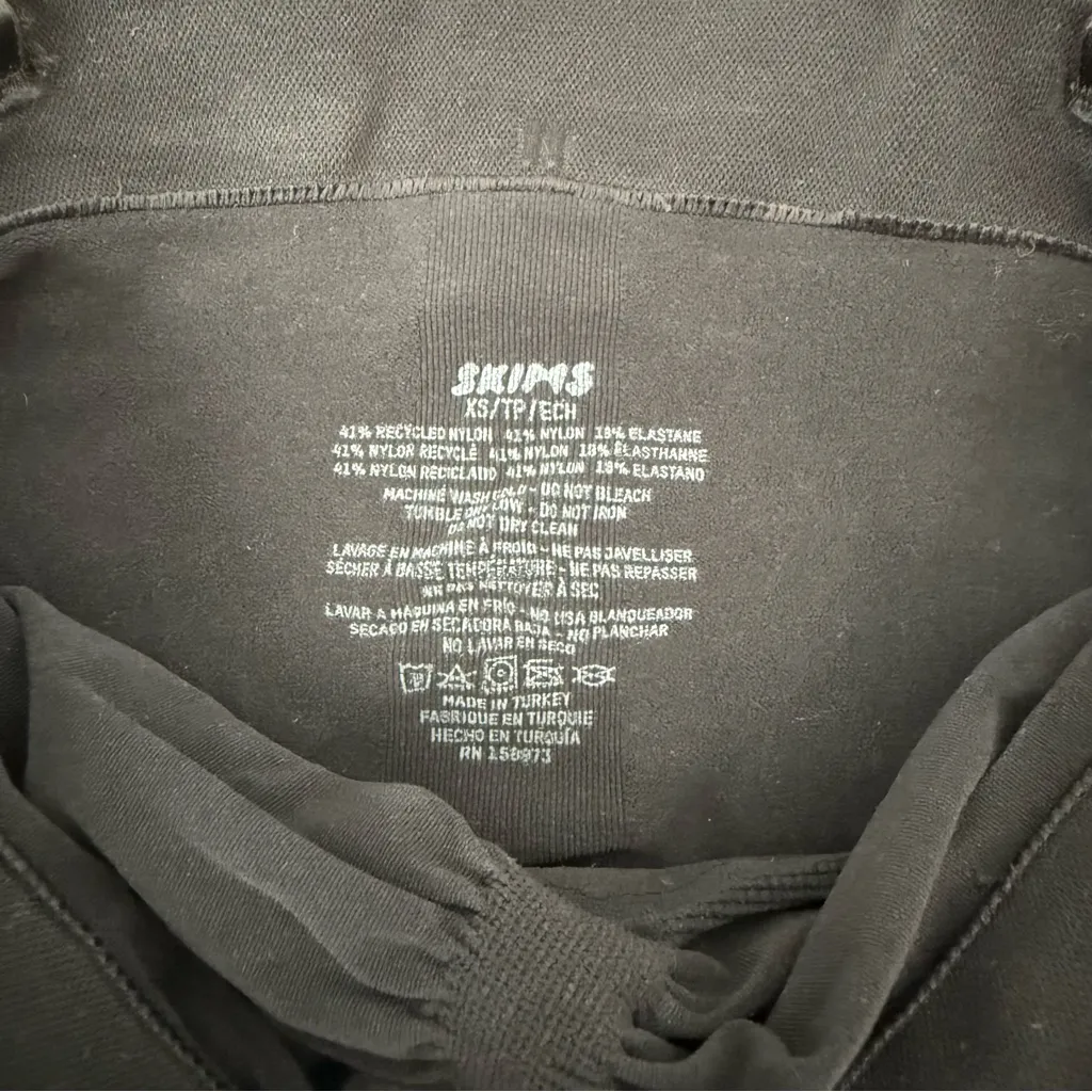 Skims Seamless Sculpt Strapless‎ Shortie Bodysuit Black Onyx XS - Image 5