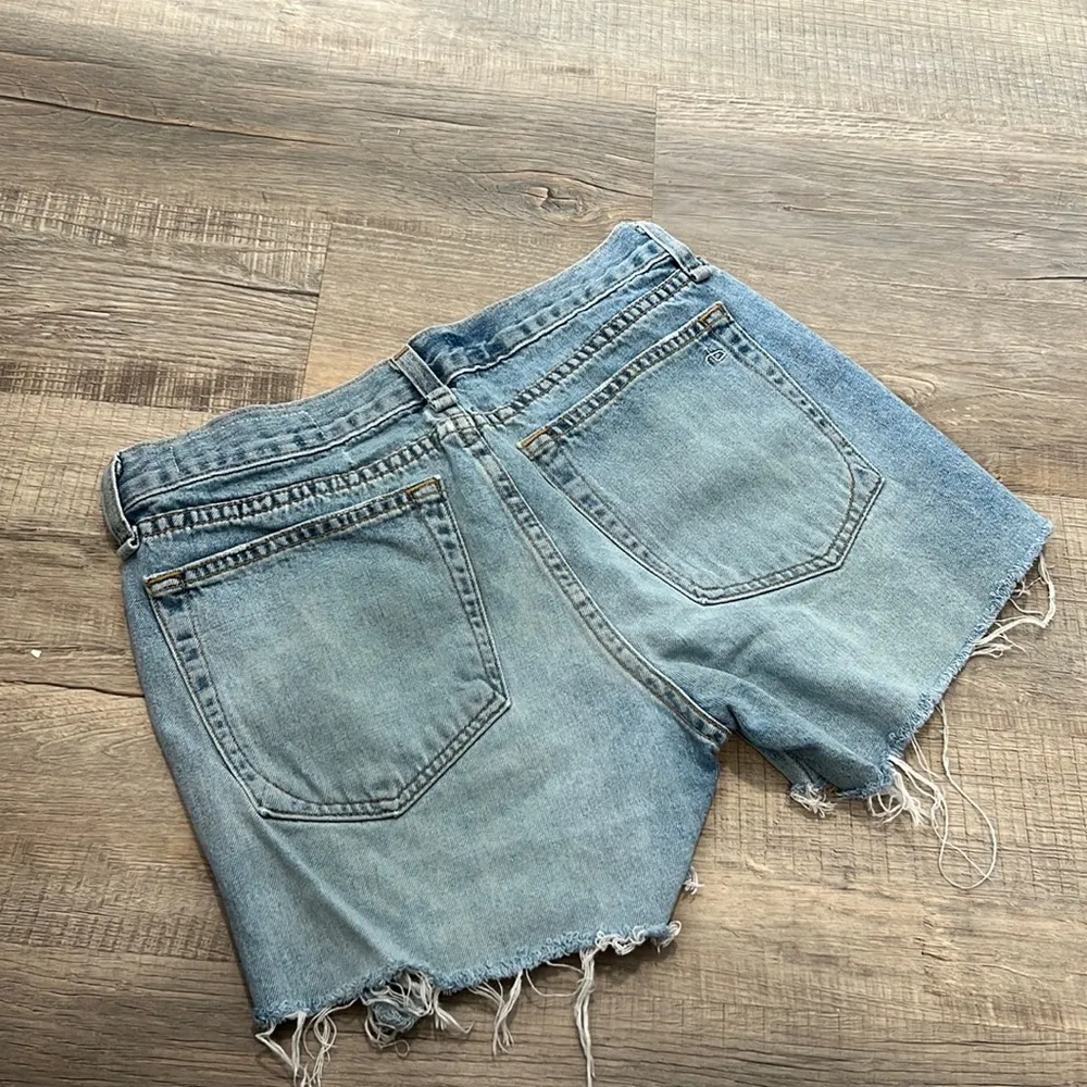 Rag & bone light wash distressed denim shorts - Image 4