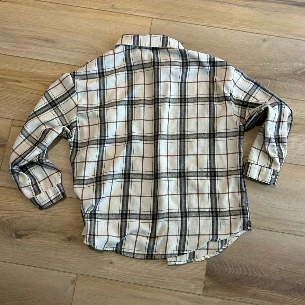 Shein Flannel Button Up - Image 6