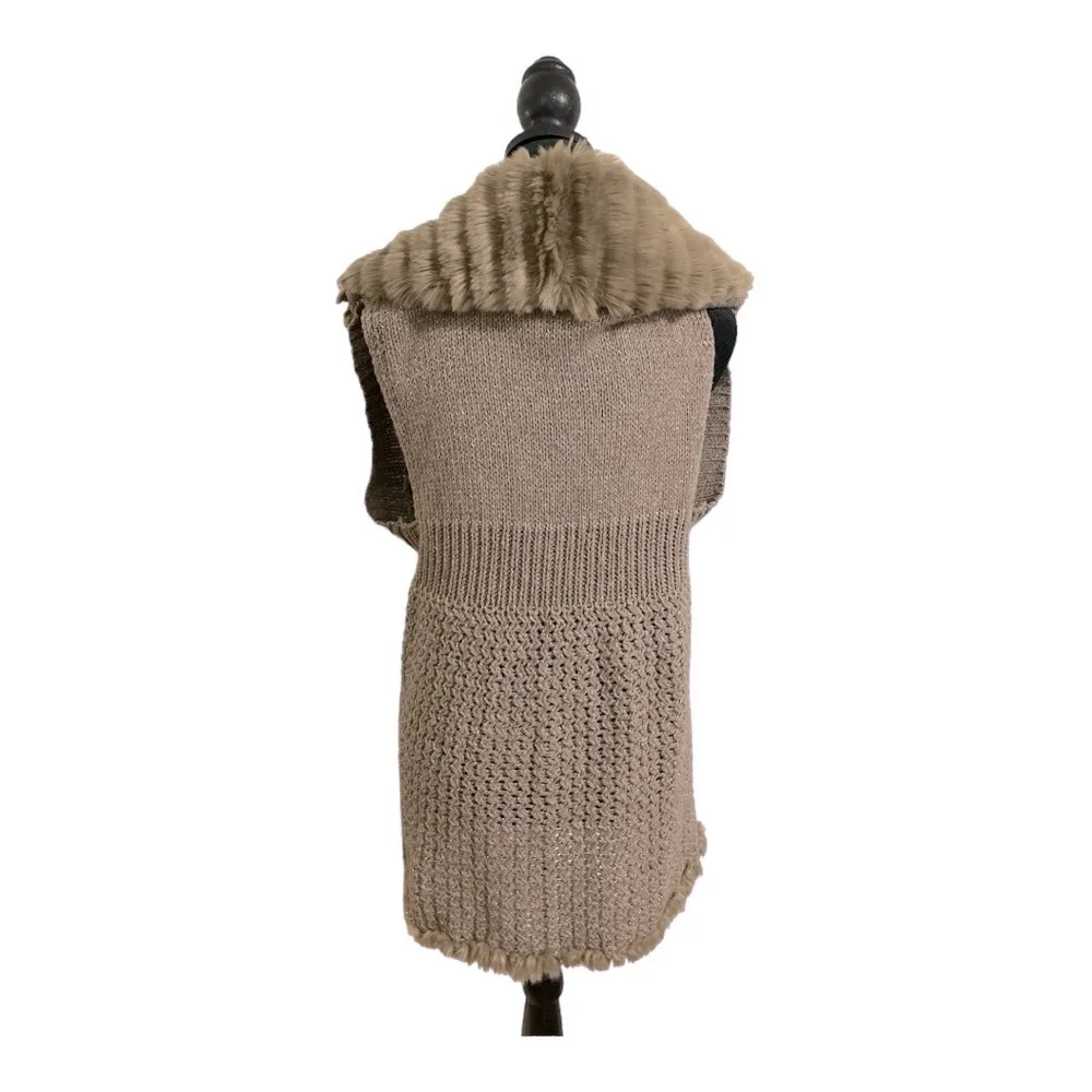 Chico's Knitted Vest Sweater Faux Fur Sleeveless Open Front Beige Women's Size 1 - Image 5