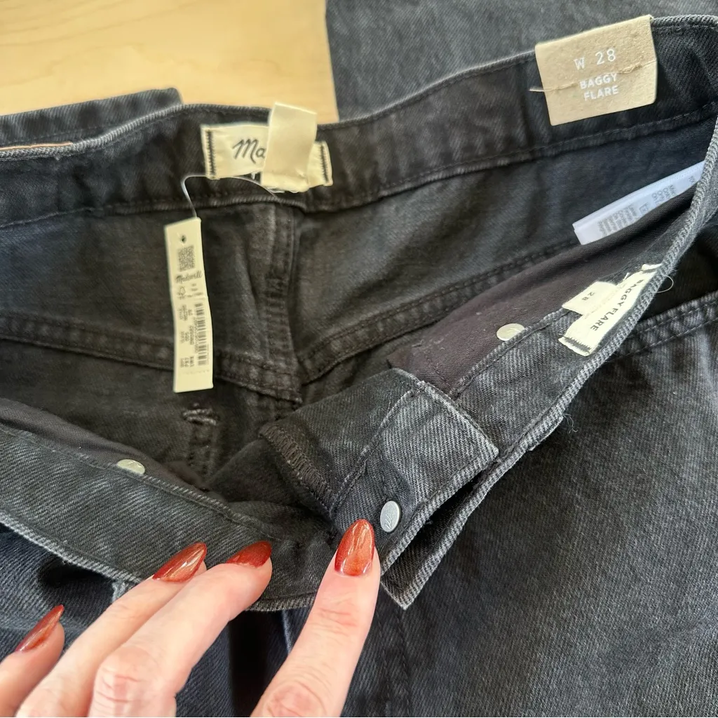 Madewell Baggy Flare Jeans in Lunar Wash - Image 7