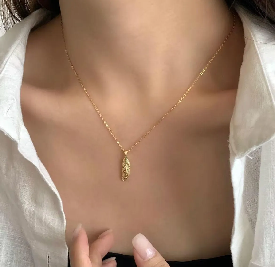 Pavé Feather Pendant Necklace • 18K Gold Vermeil Cable Chain Sterling Silver 925 - Image 3