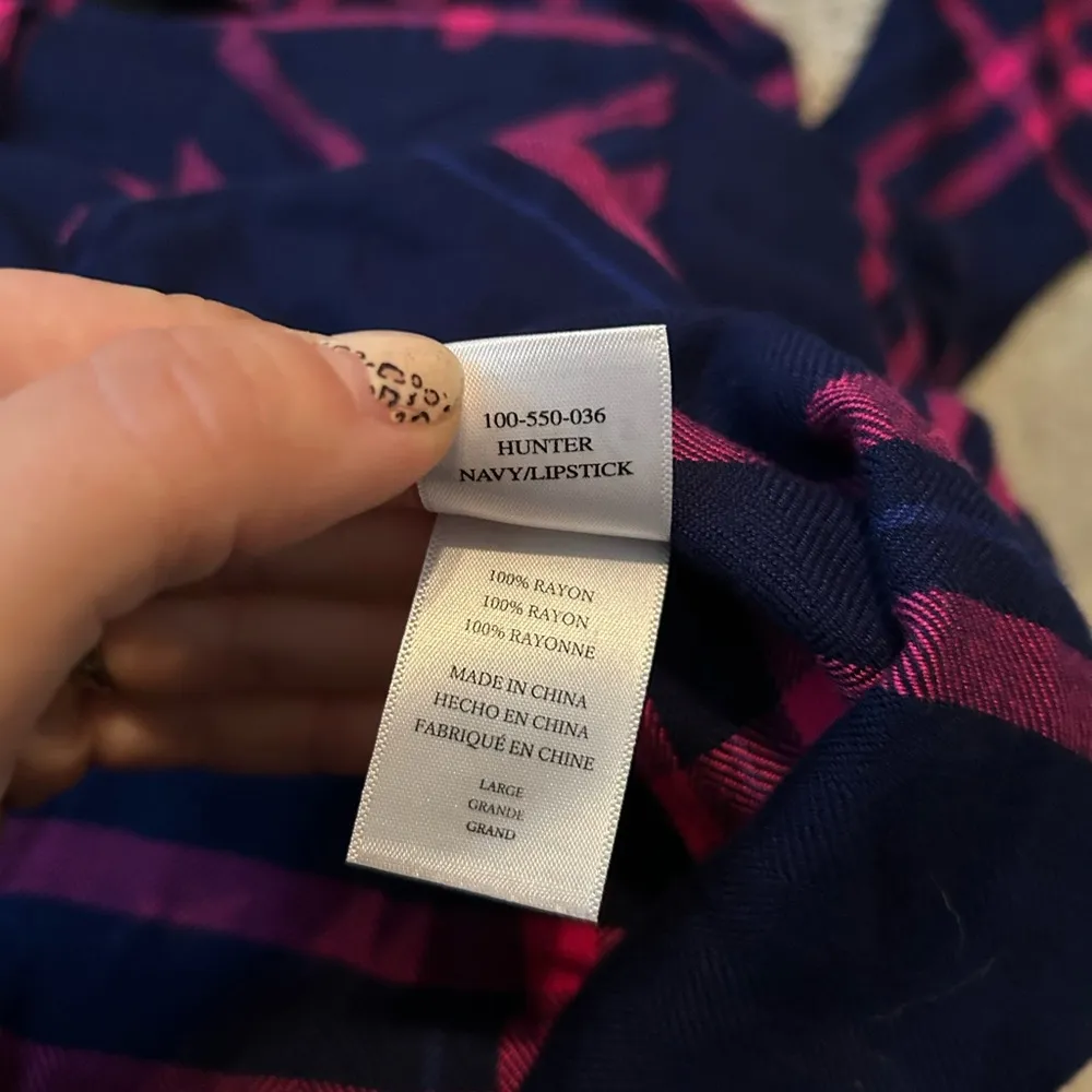 Rails  Hunter Plaid Shirt in Navy/Lipstick, large NWT - Image 8