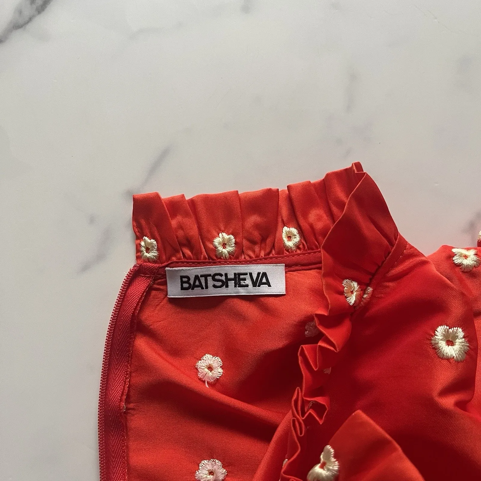 Batsheva Spring Floral Embroidered Silk Taffeta dress Size 10 art to wear chic - Image 3