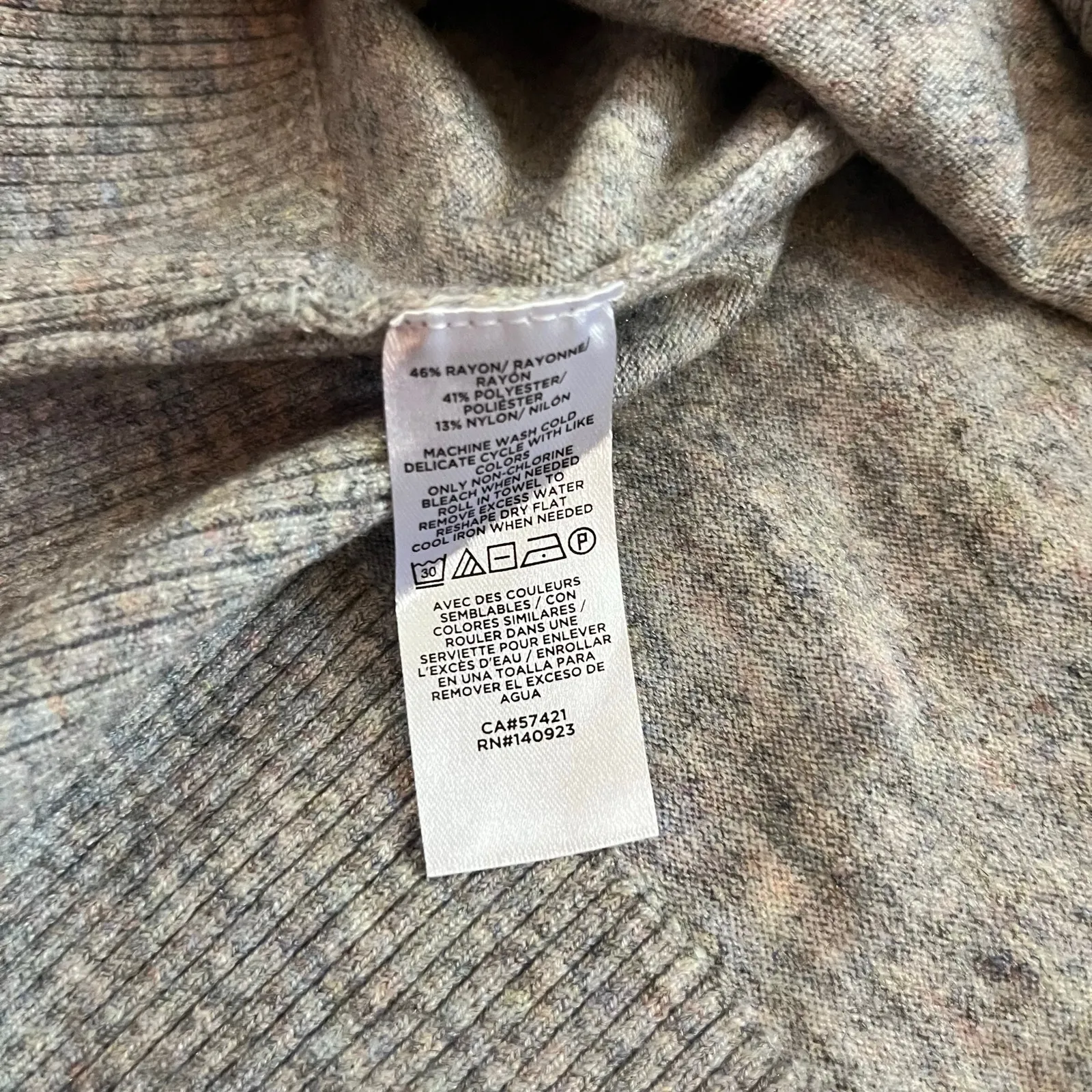 LOFT Women’s Gray Mock Neck Sweater Size XL - Image 4