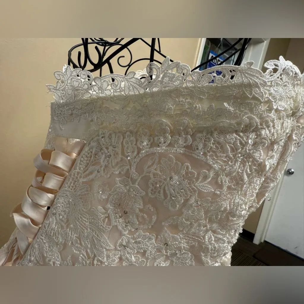 Maggie Sottero Ivory Bridal Gown White Size undefined - Image 9