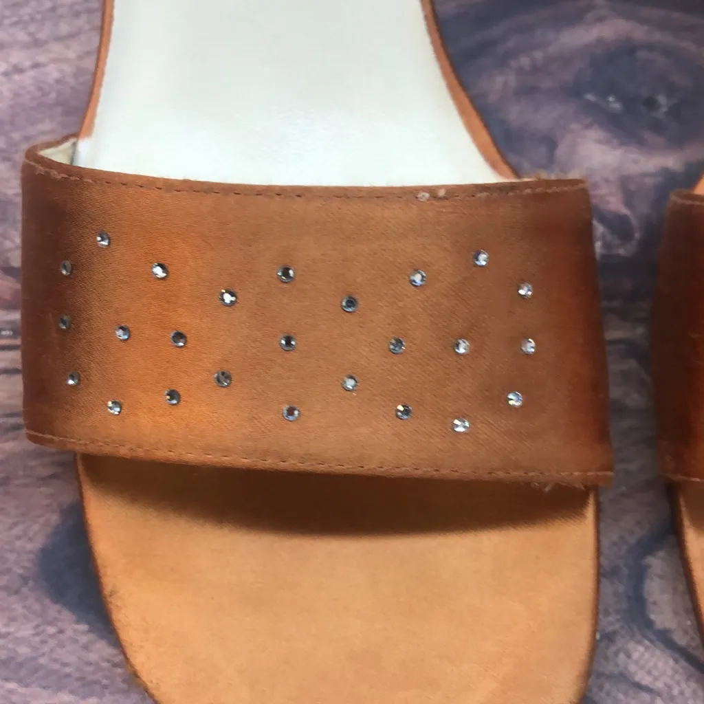 Touch Ups sz 9 women shoes - Image 2