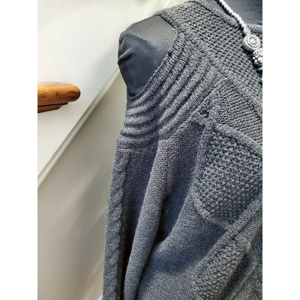 One A Women's Grey Acrylic Cold Shoulder Sleeve Round Neck Sweater Size Large Black - Image 4