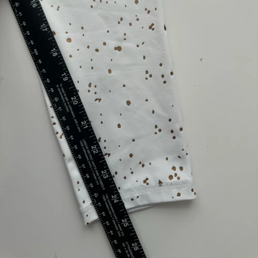 ZYIA‎ White Stay Gold Hi Rise Leggings Sz 8-10 - Image 6