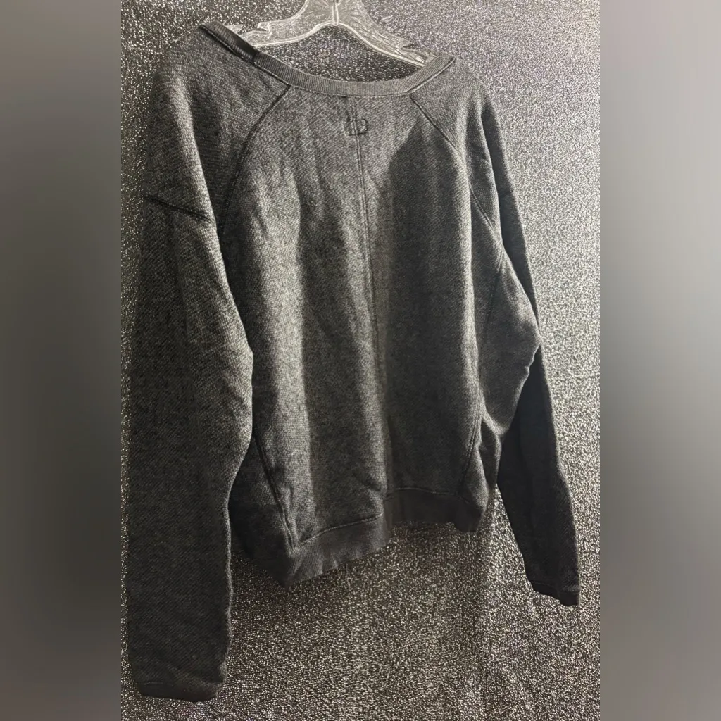 Converse one-star long sleeve sweatshirt in size L - Image 3