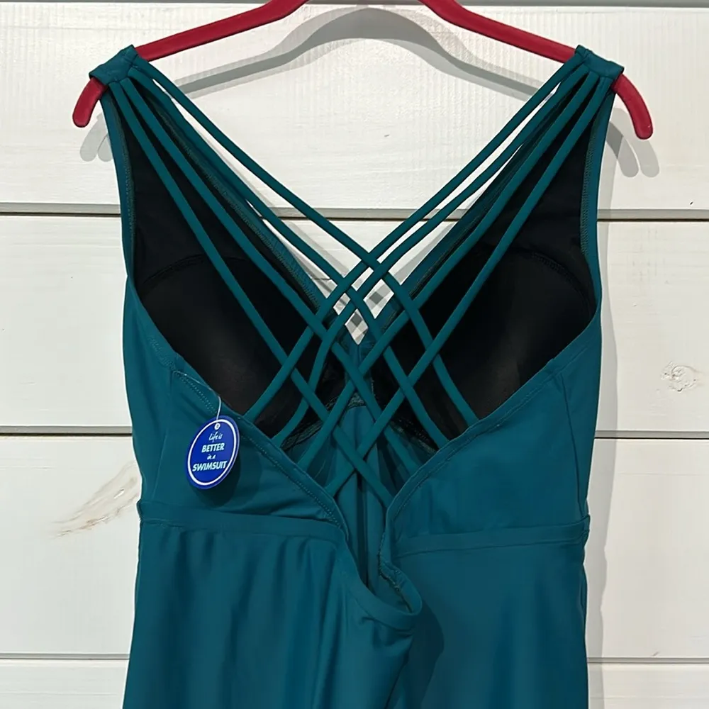 Swimsuits For All Cross Back Flowy Solid Tankini Swim Top NEW Size 14 Blue - Image 6
