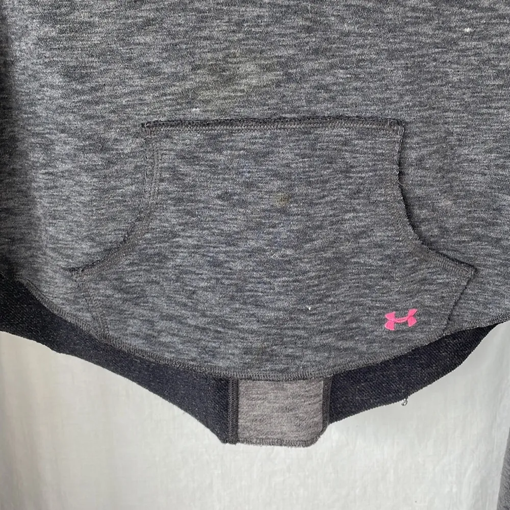 Under Armor Cropped Sweatshirt Size L - Image 2