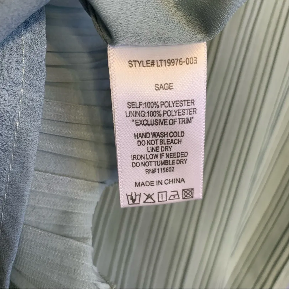 Lush Pleat Lace Camisole in Sage - Size Large - Image 3