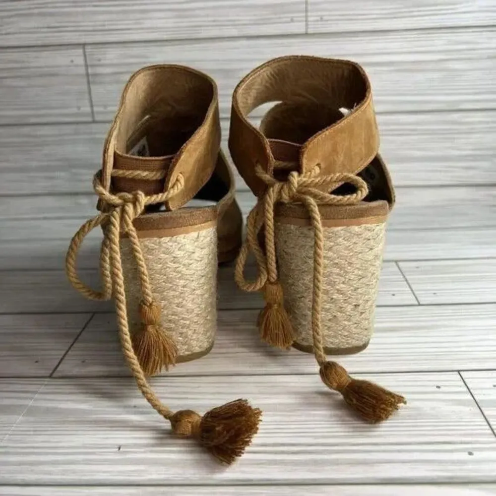 TOMS Seville Women 9.5 Peep Toe Heeled Honey Suede Leather Bootie Sandal Comfort - Image 5