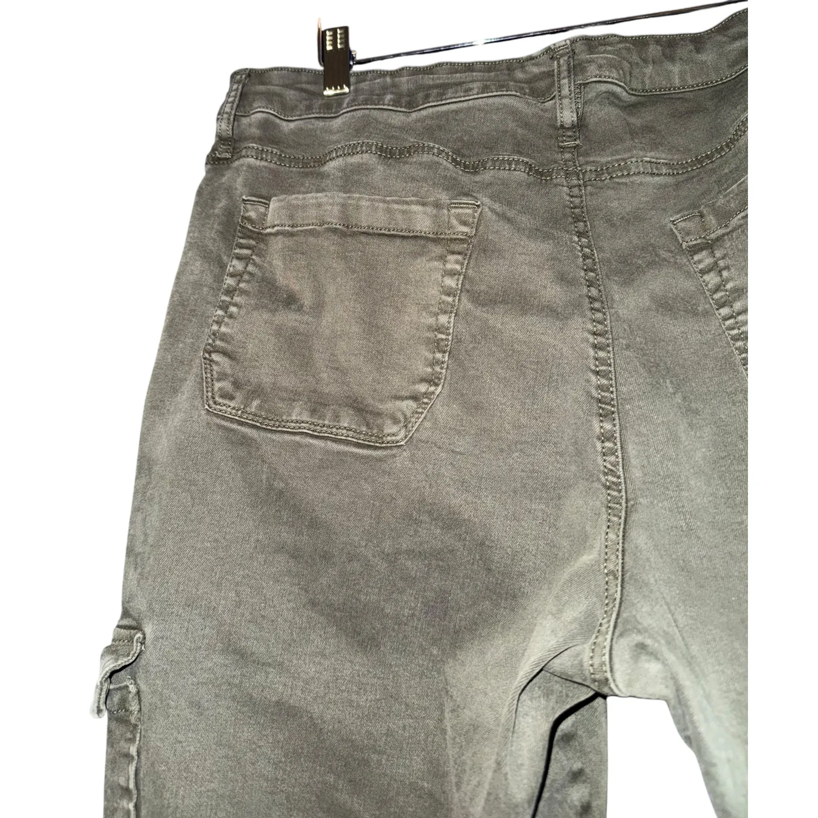 Well Worn Cargo Pants Womens 16 Utility Olive Green Straight Leg Comfort Stretch - Image 7