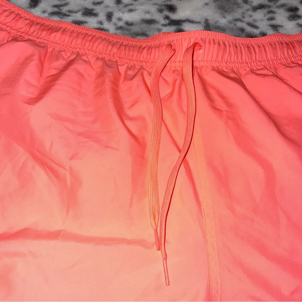 Adidas shorts - Image 3