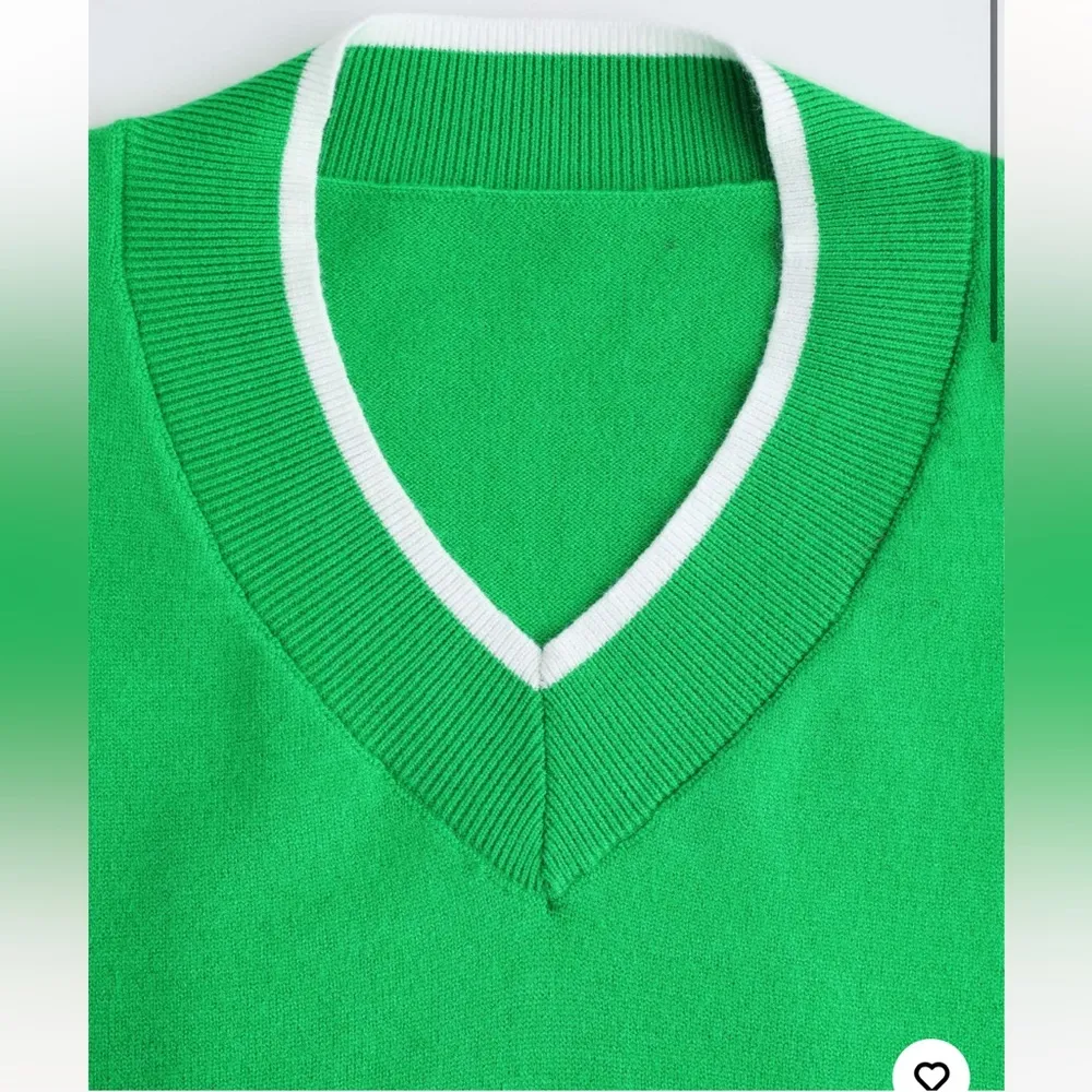 Green v-neck sleeveless knitted sweater with white hem neckline never worn - Image 2