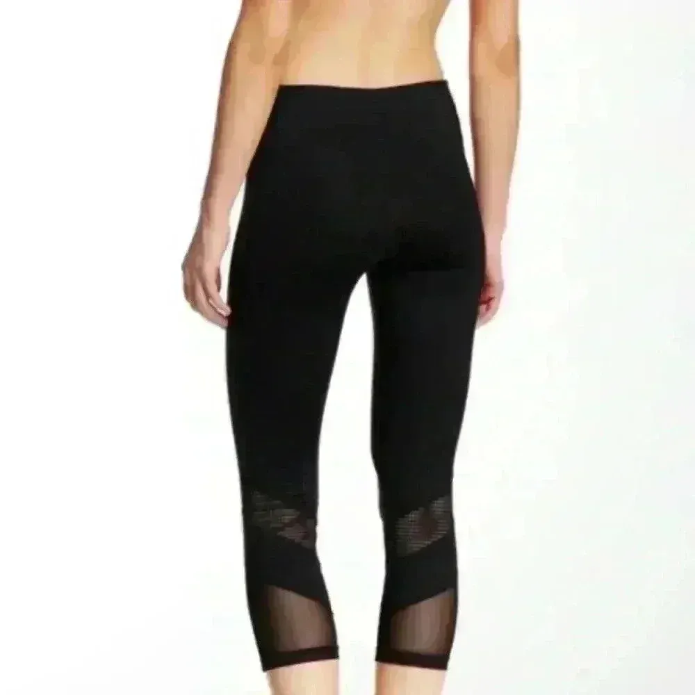 Zella Black Crop Legging W/Leg Mesh Design‎ Size Small - Image 2