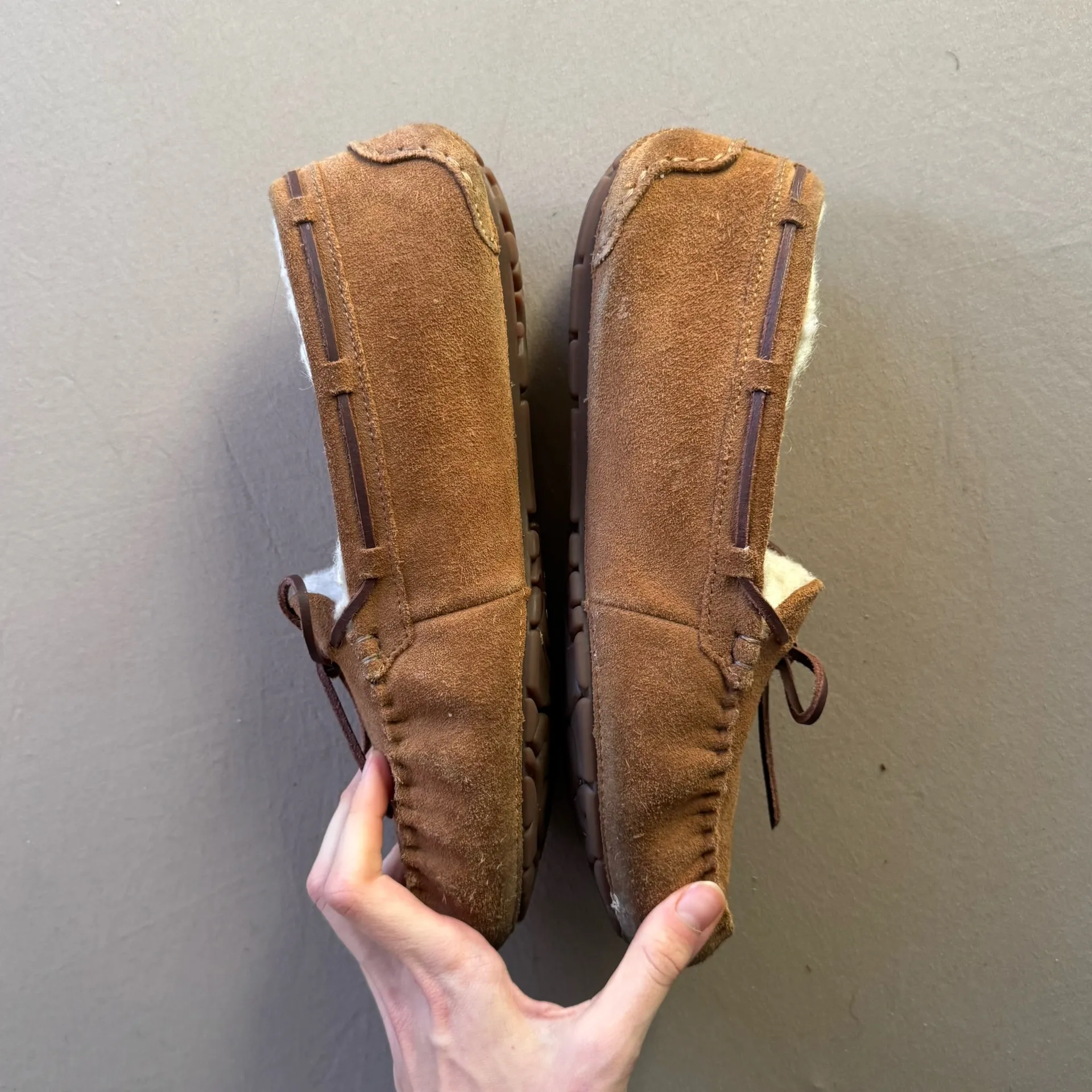 UGG DAKOTA SUEDE MOCCASIN Slippers - Image 7