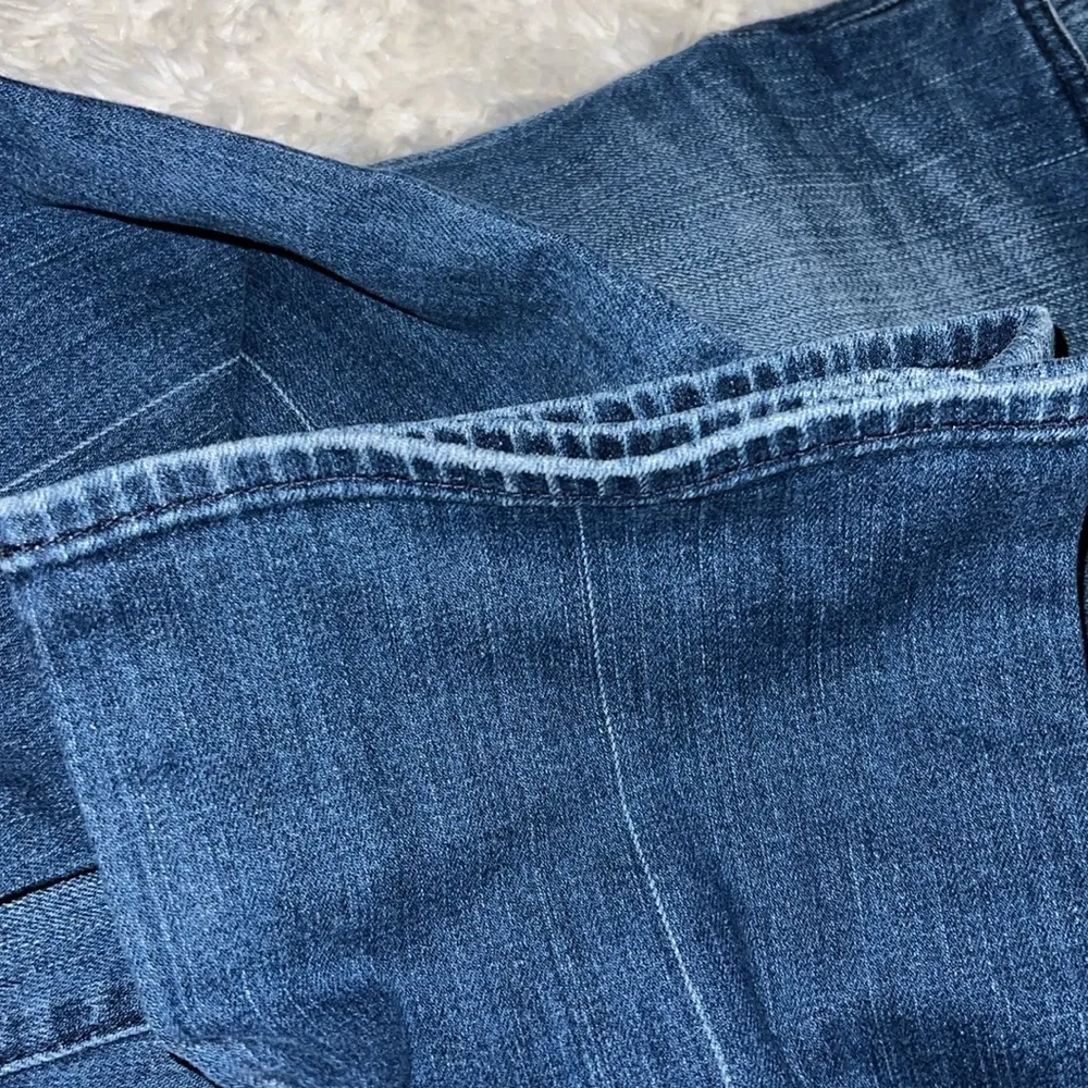 Jeans Sweet’ N Low Bootcut Dark Wash
Size 6/28 31” inseam EUC - Image 4