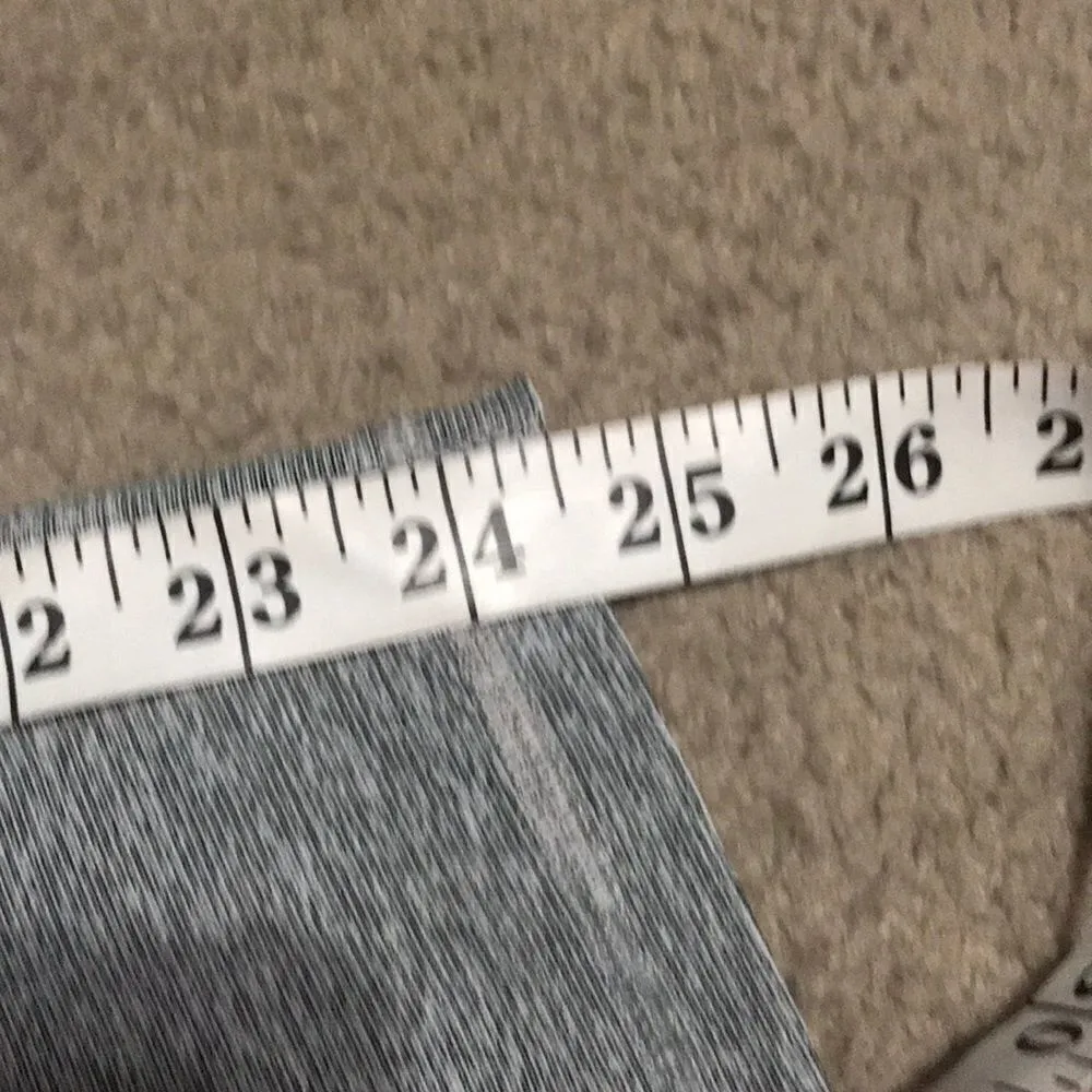 Calvin Klein  Performance Athletic Capri Leggings Medium - Image 13