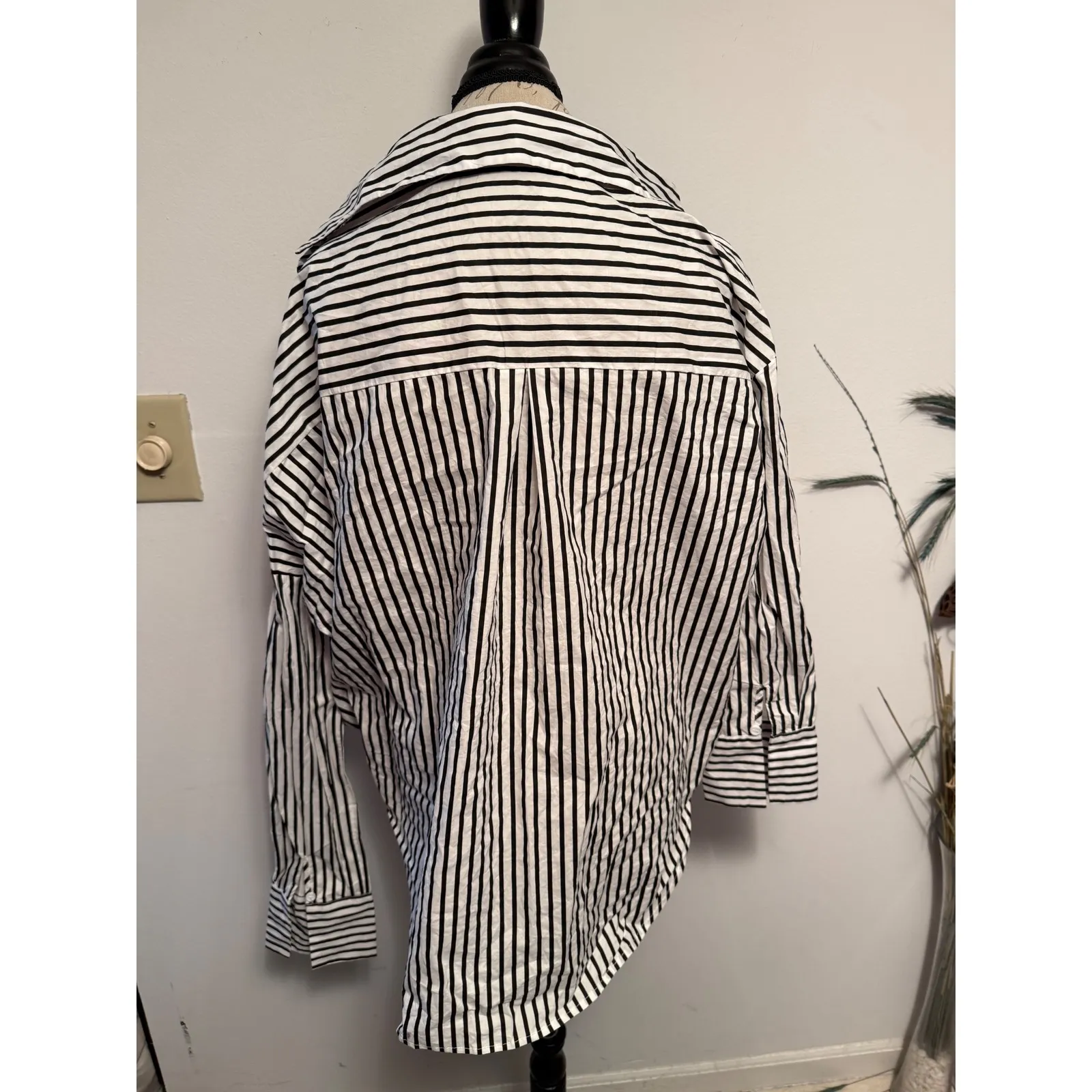 Striped Button Down Shirt Women's Small Cut Out Shoulder Long Sleeve White - Image 3