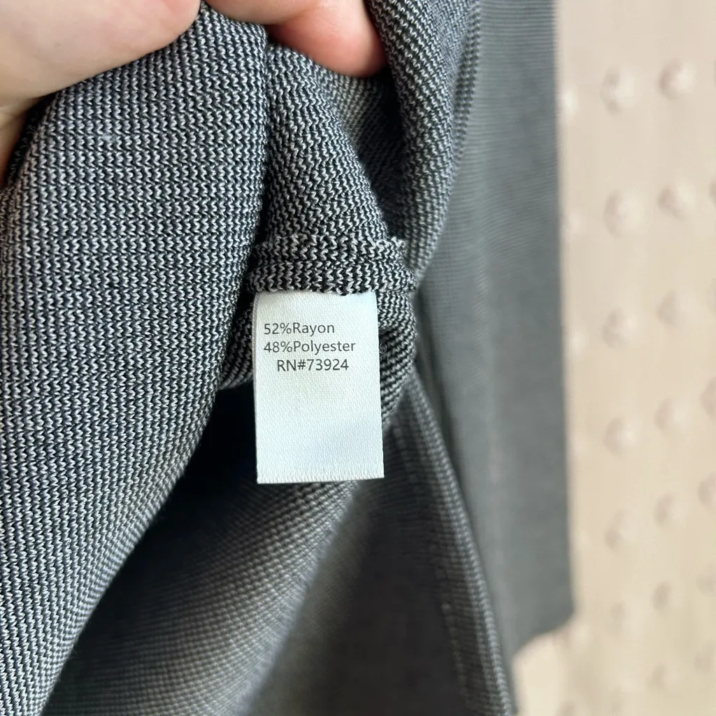 Ming Wang Metallic Knit Mock Neck Long Sleeve Sweater Sz M Grey Silver - Image 4