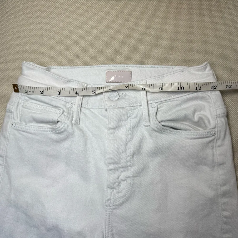 MOTHER denim The Weekender Fray Flare Jeans - Image 12