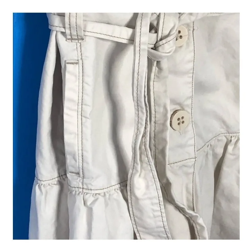 GAP Vintage Trench Coat JR Large – Cream Ruffle Hem, Belted, Timeless Classic - Image 15