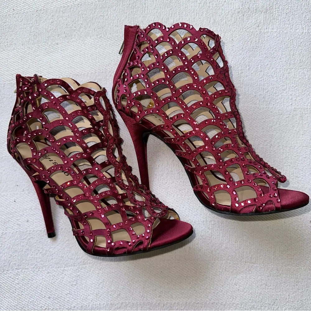 Zigi, Soho Duren cranberry red glittered bootie heels women’s size 7.5. - Image 2