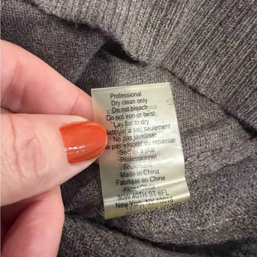 Alice & Olivia Brown Taupe Sequin Hooded Cardigan size large - Image 16