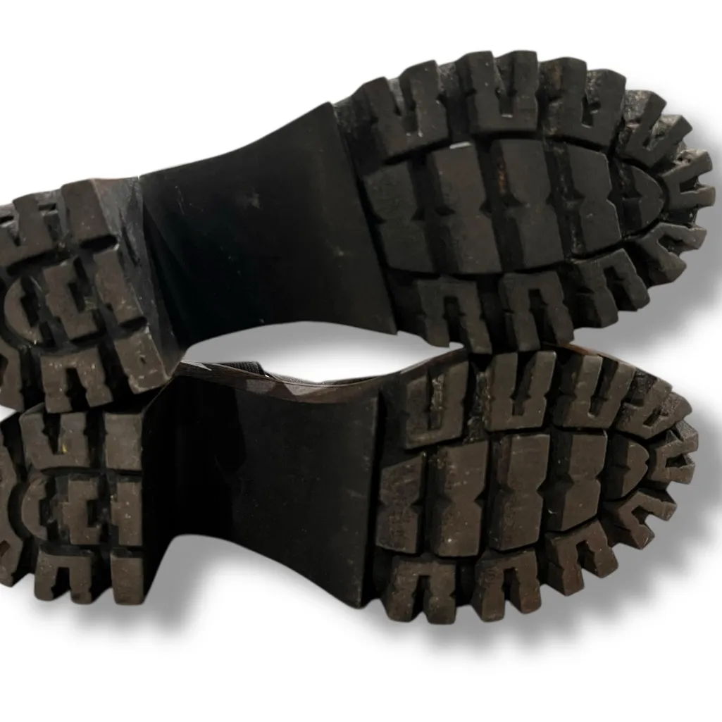 Y2K 90s Vibe ID Required Black Strappy Chunky heel Sandals SIZE 7 - Image 6