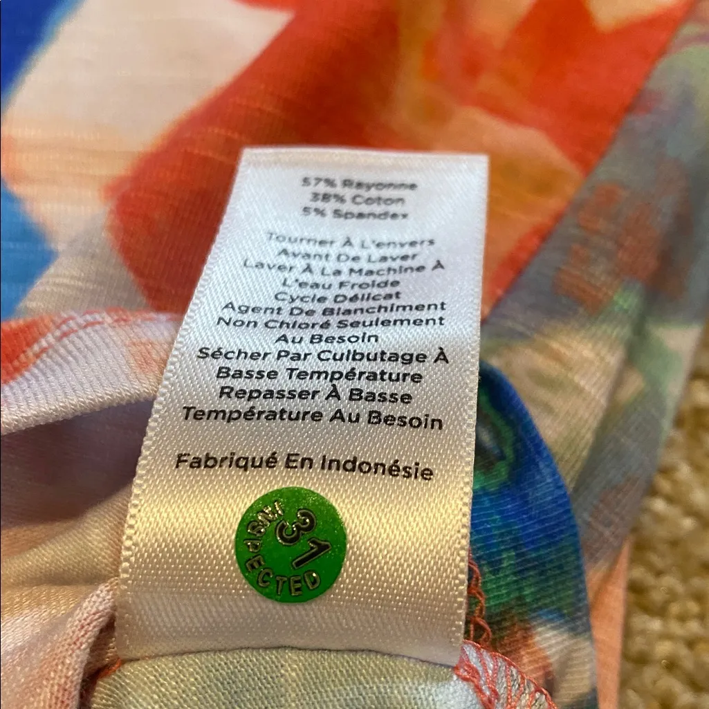 Talbots Supersoft Slub Crew Tee Painted Flowers Size Medium 12/24 - Image 7