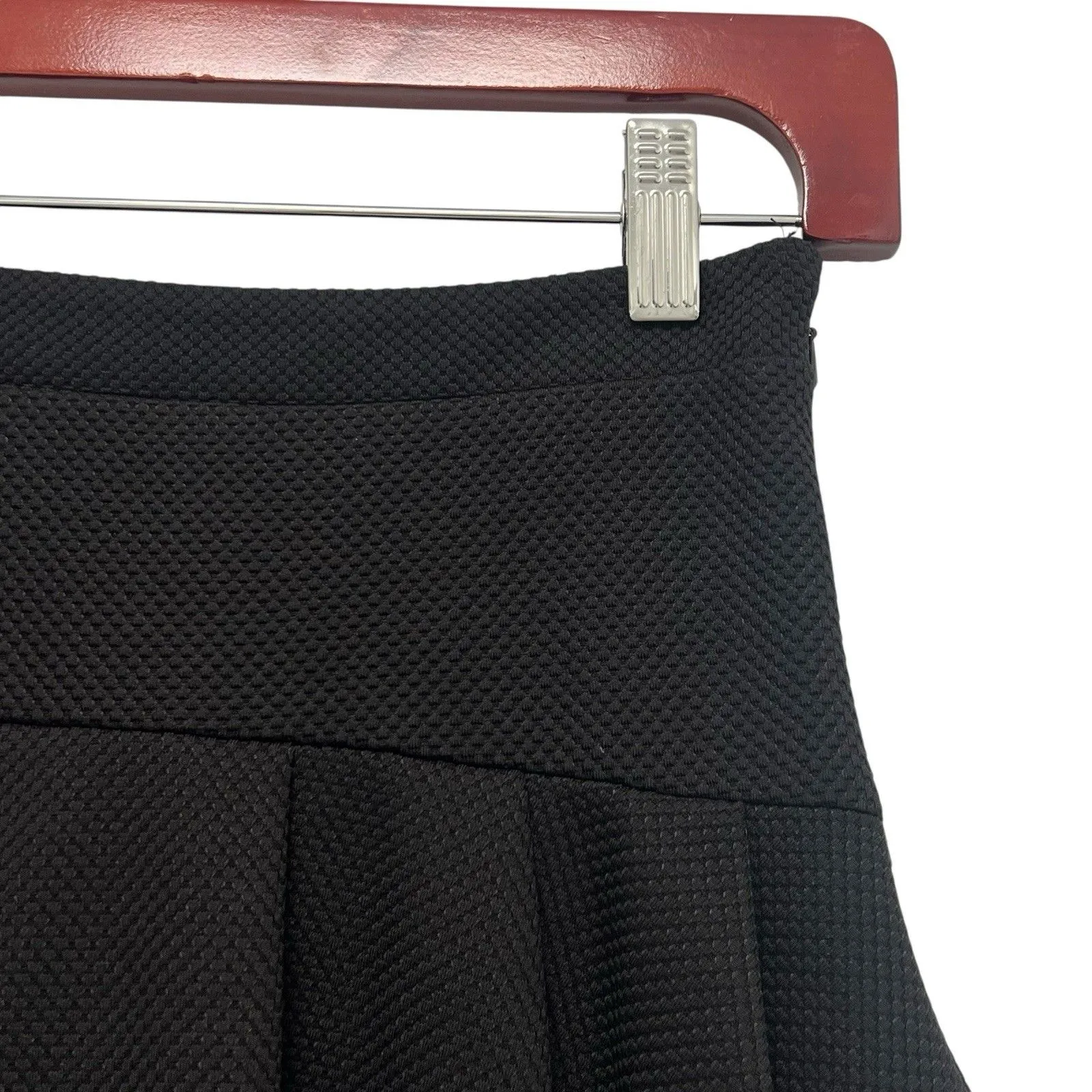 BCBGeneration Women's Pleated Flared Skirt Mini High Waisted Black Size 0 - Image 6