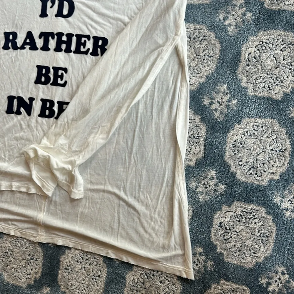 Abercrombie & Fitch nwt Cream V-Neck sleep to Text “I’d rather be in bed” M $30 - Image 5