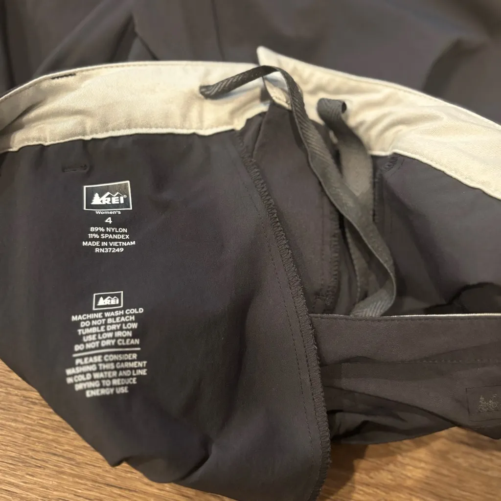 REI Women’s Convertible Hiking Pants Black Stretch Outdoor Trail Zip - Image 5