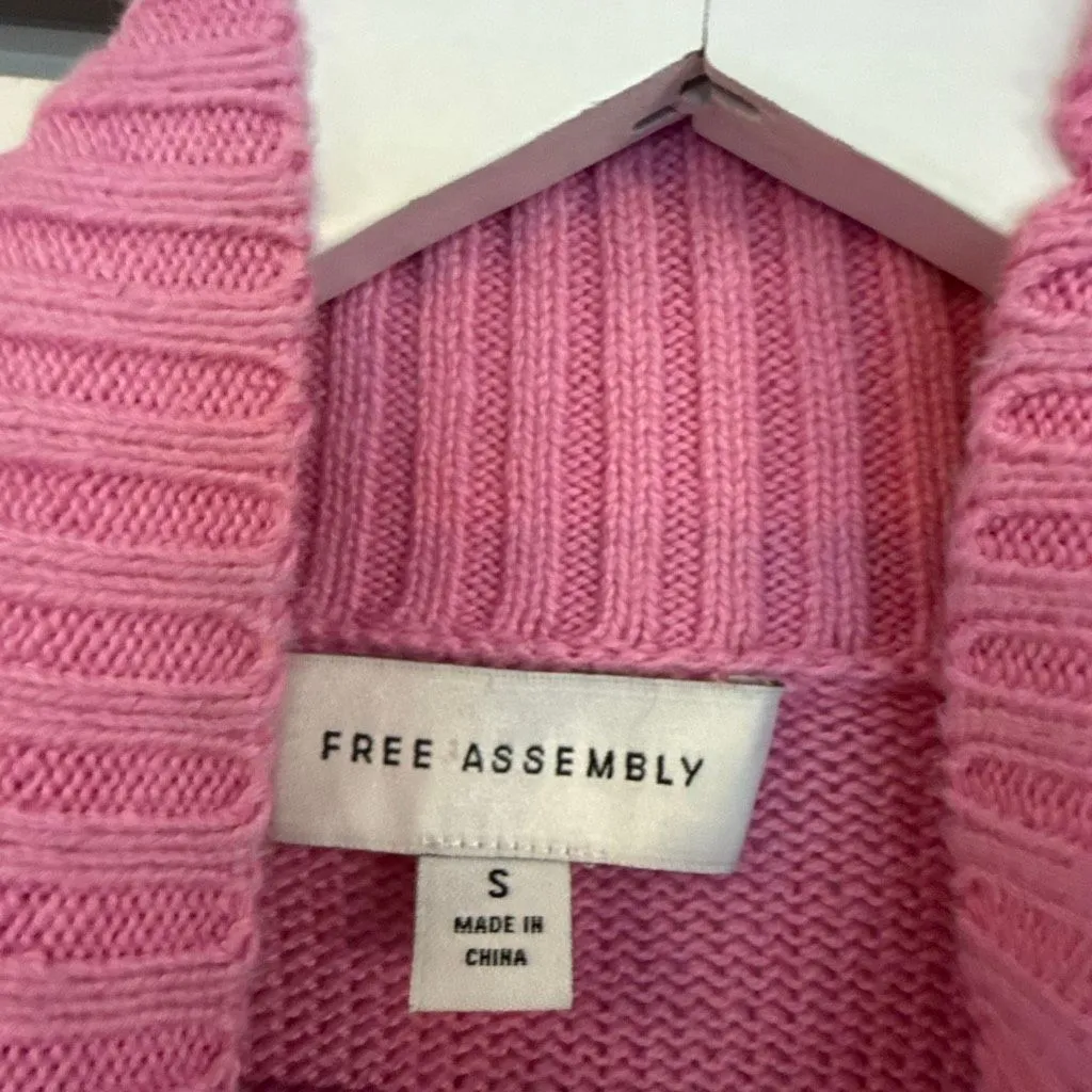 Free Assembly pink and yellow striped mock neck sweater small - Image 4