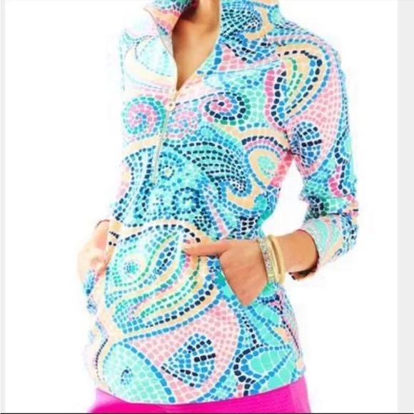 Lilly Pulitzer UPF 50+ Skipper Popover Multi Tile Wave Women’s Small EUC 20600. - Image 2