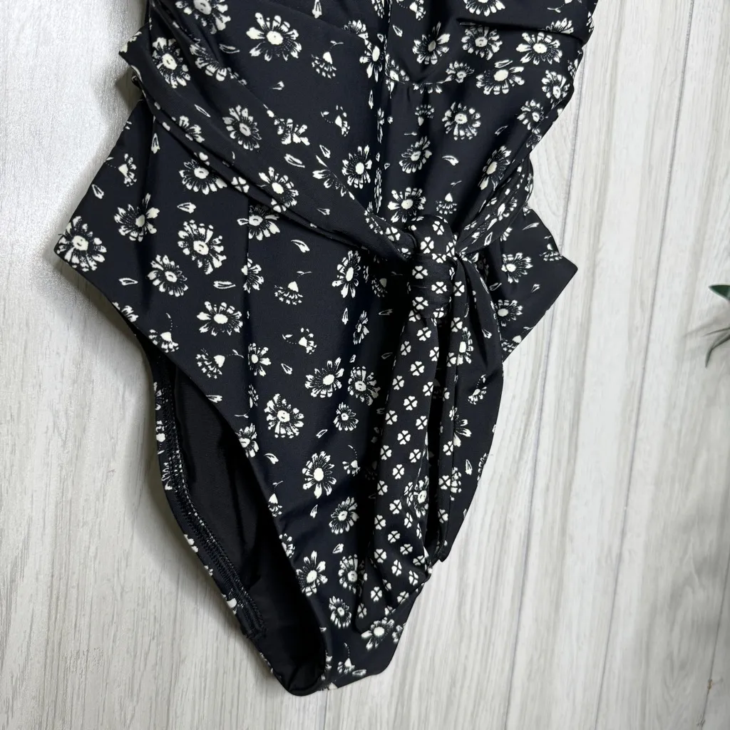 Ann Taylor Loft Beach Floral Daisy Tie Waist Faux Wrap One Piece Swimsuit size 2 - Image 9