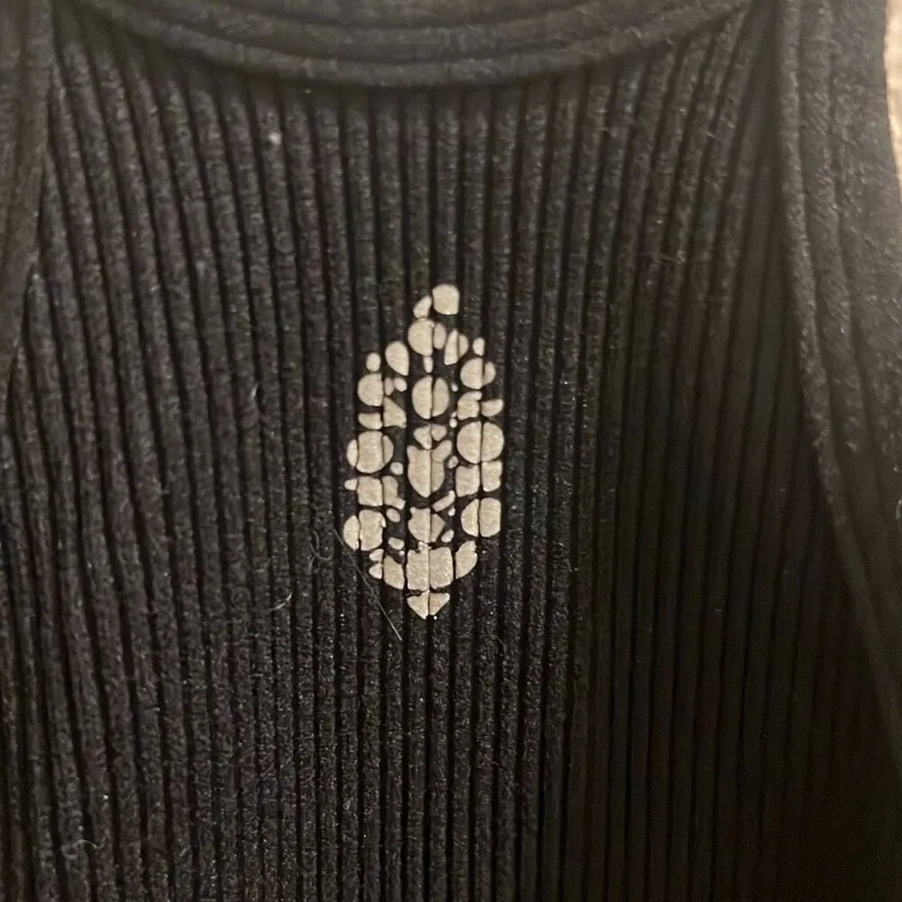 ✨Free People Movement Happiness Runs Crop Black Sz M/L Tank✨ - Image 7