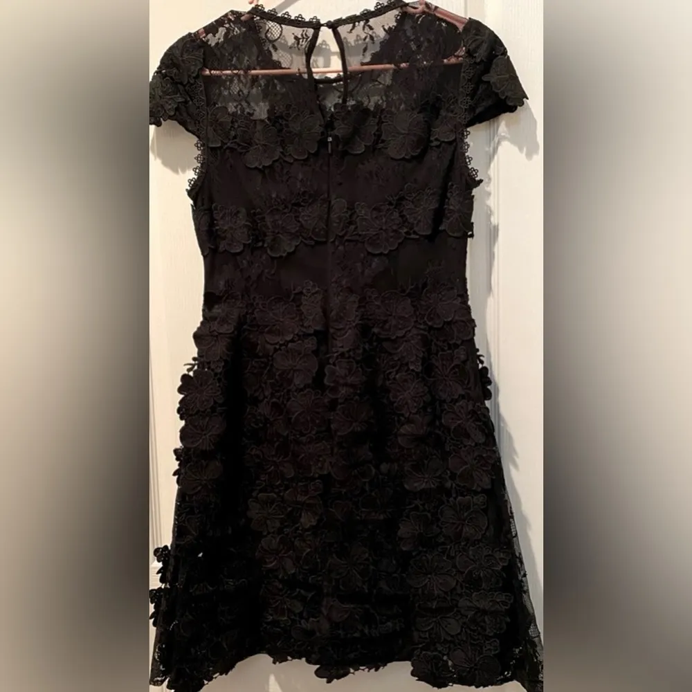 Black floral/lace mini dress Size 8 - Image 3