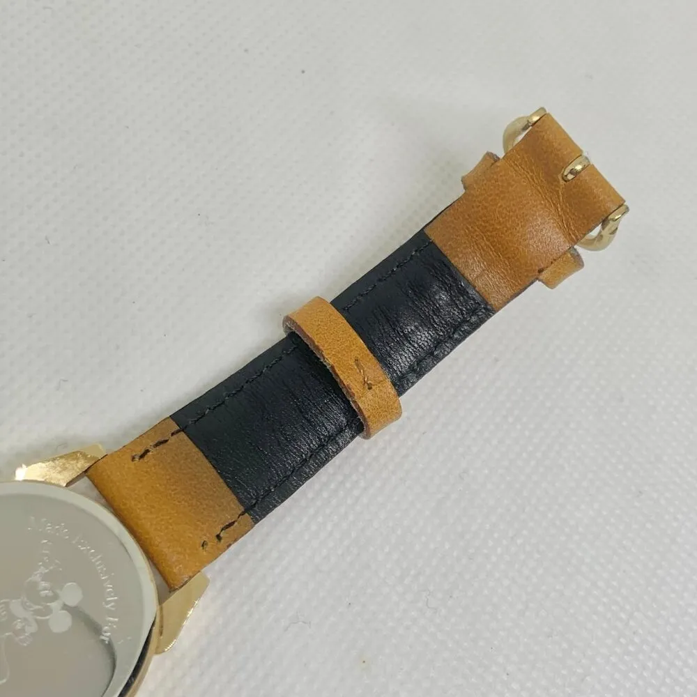 Disney Trigger Watch With Moving Clouds dial  gold tone 28mm quartz running - Image 5