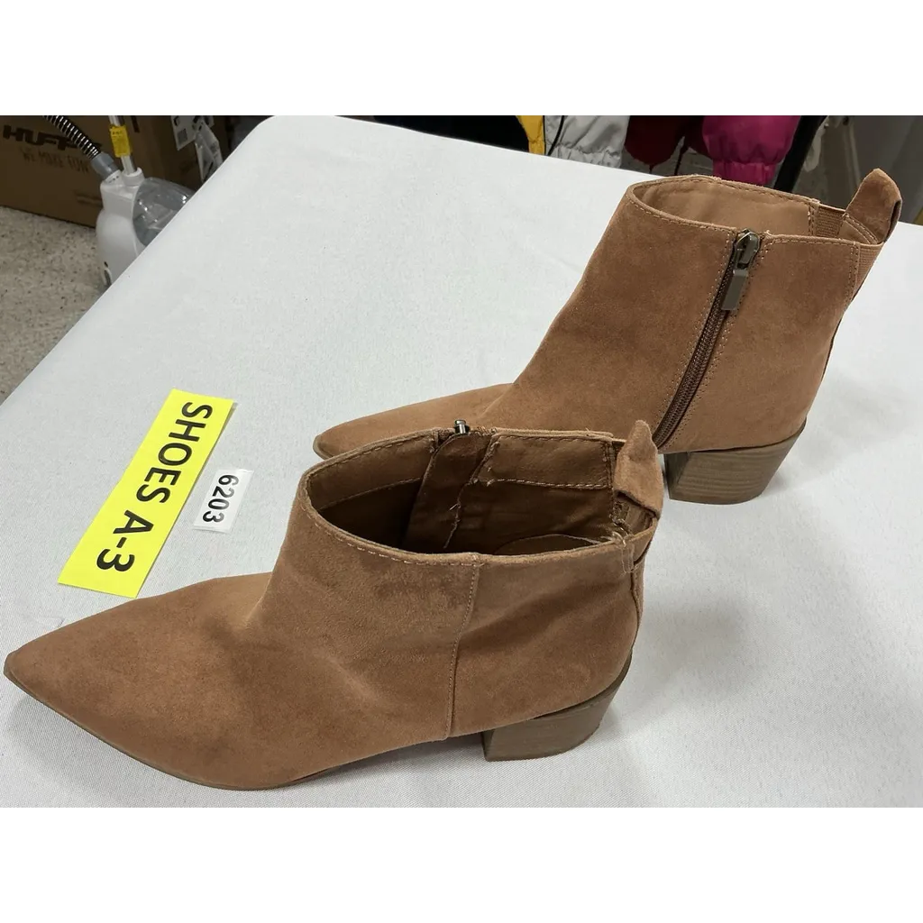 Womans Target Ankle Boots 7 Camel Side Zip Block Heel Pointed Toe - Image 2
