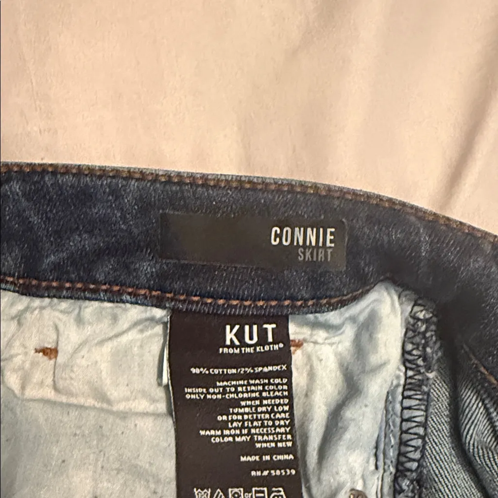 Kut from the Kloth Blue Denim Skirt - Image 5